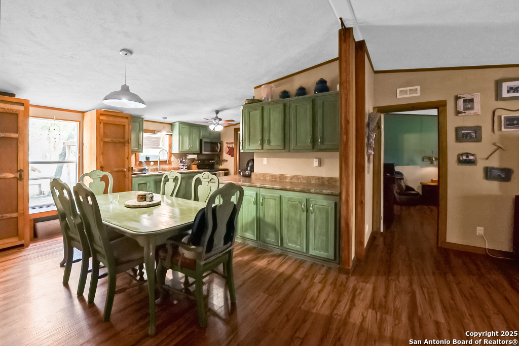 property viewer photo 14