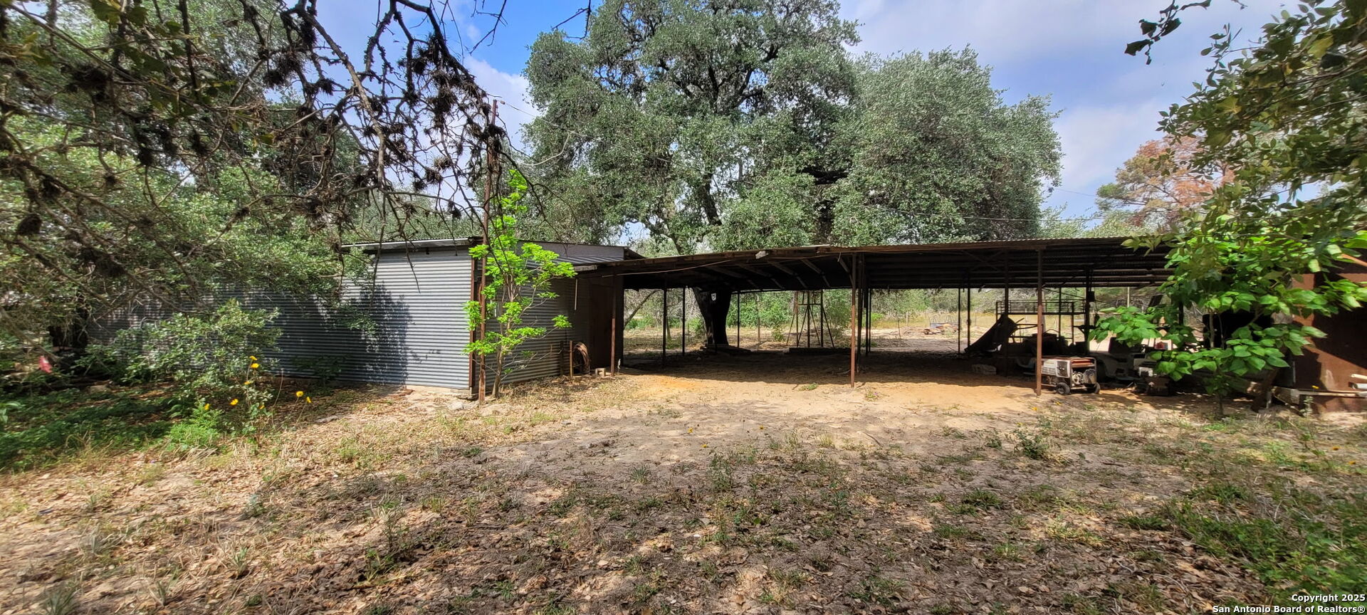 main property photo 5