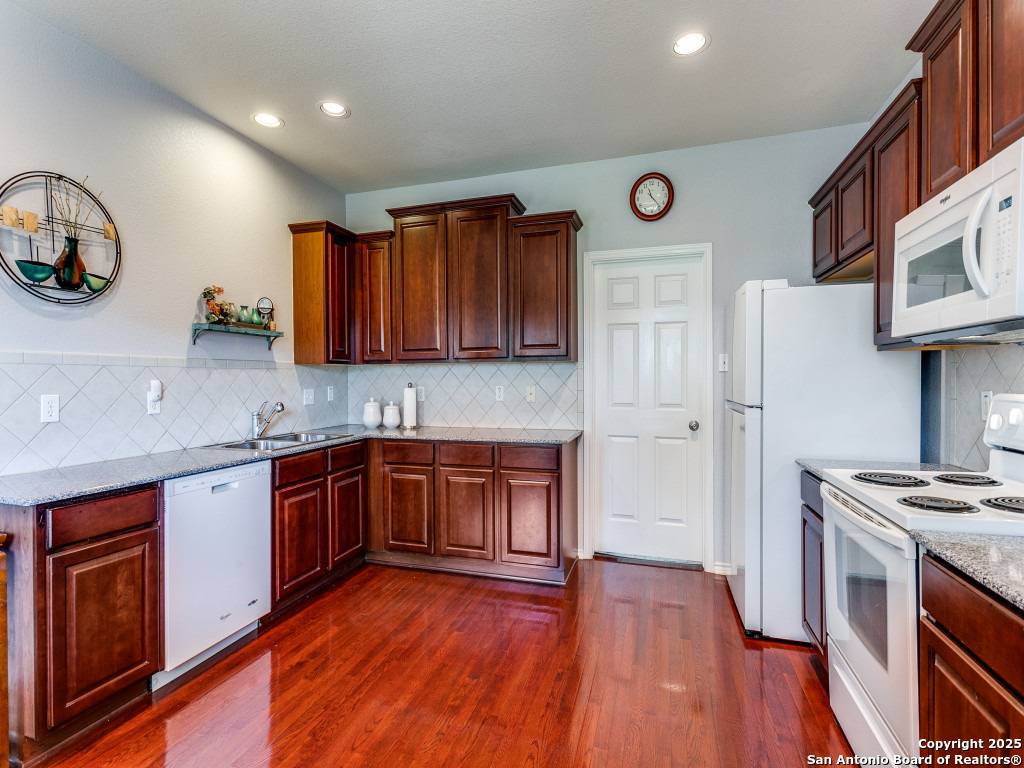 property viewer photo 12