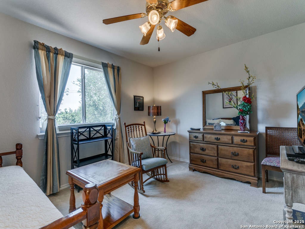 property viewer photo 16