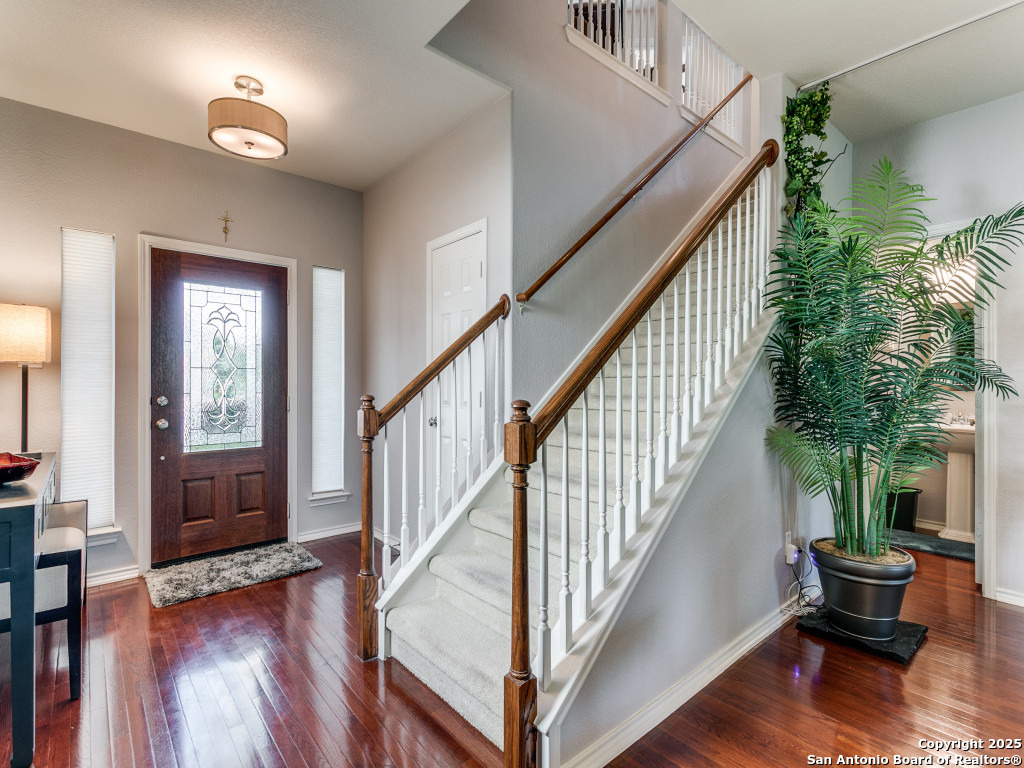 property viewer photo 2