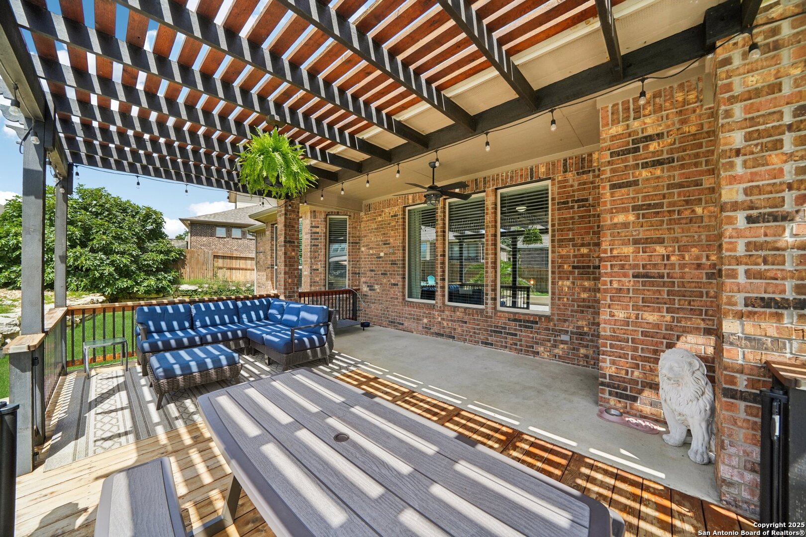 main property photo 35