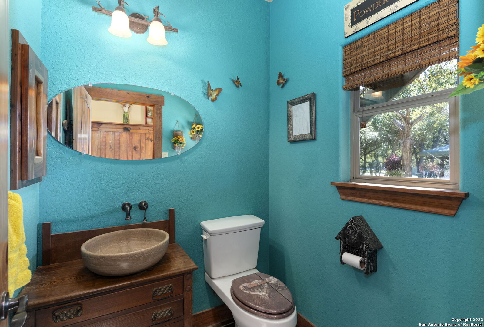main property photo 17