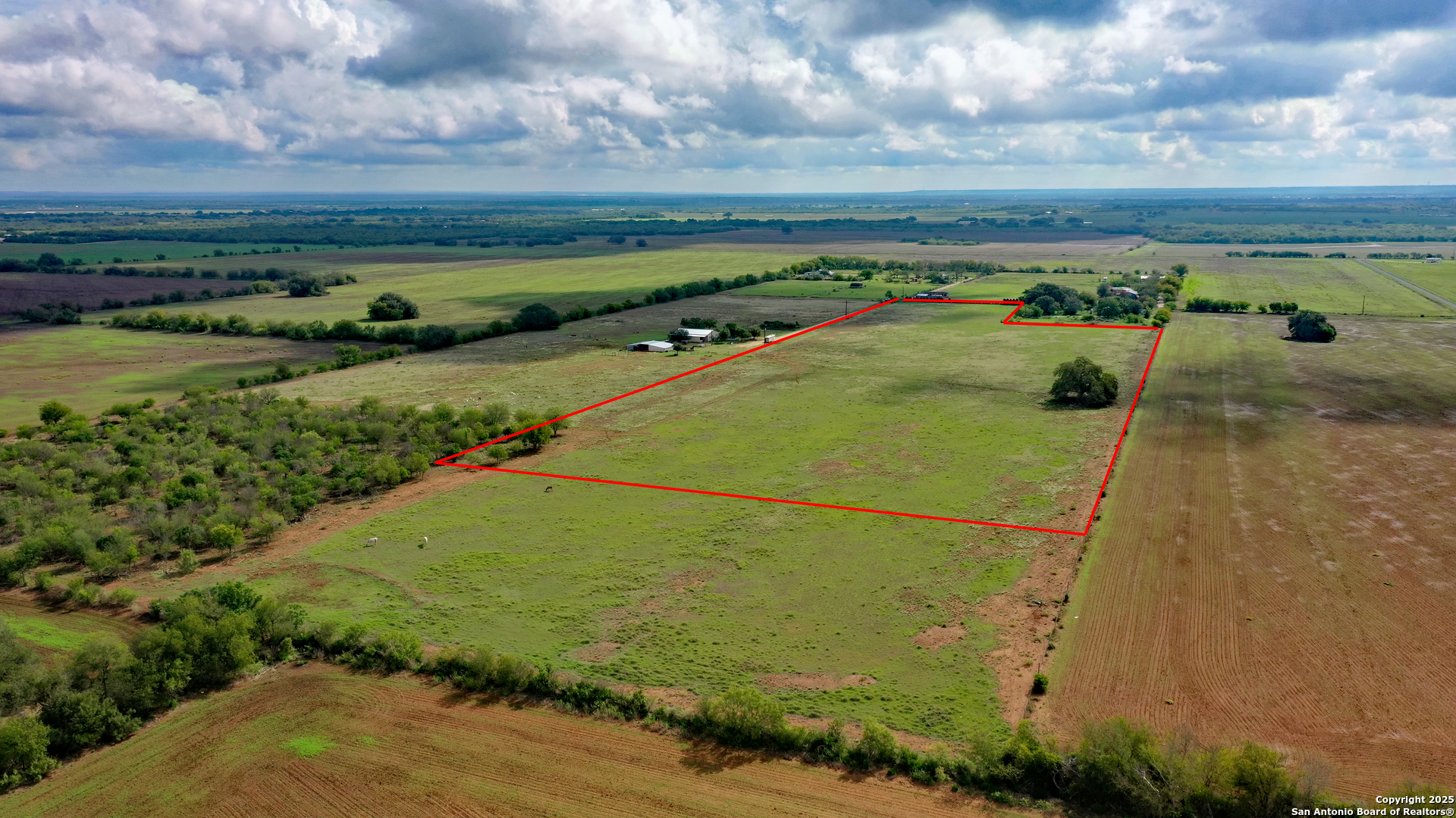 main property photo 3