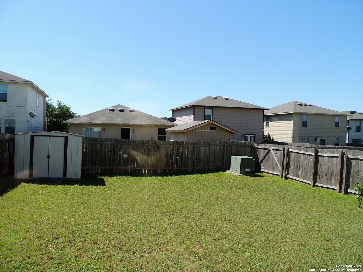 property viewer photo 18