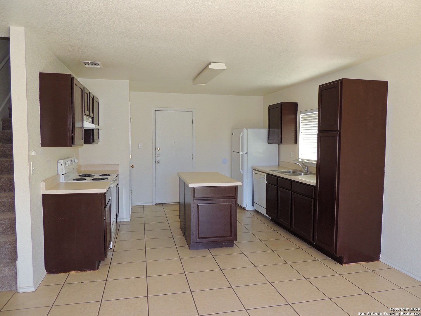property viewer photo 7