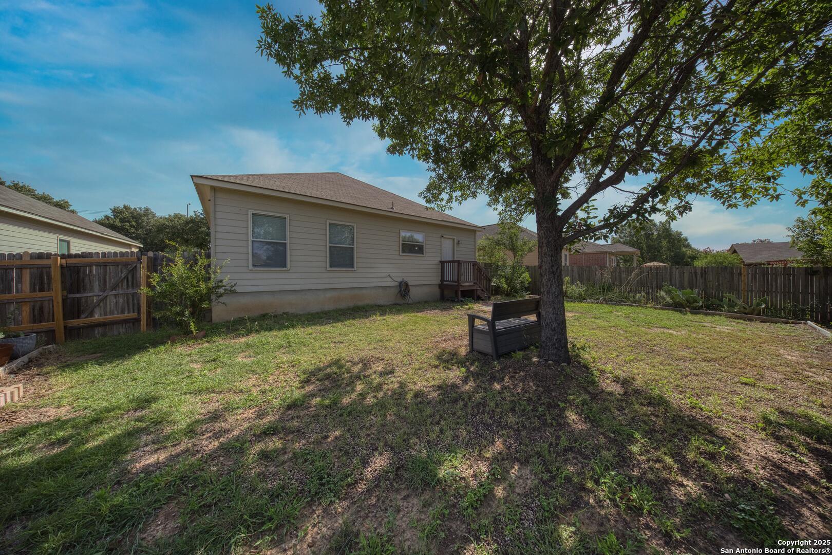 property viewer photo 21