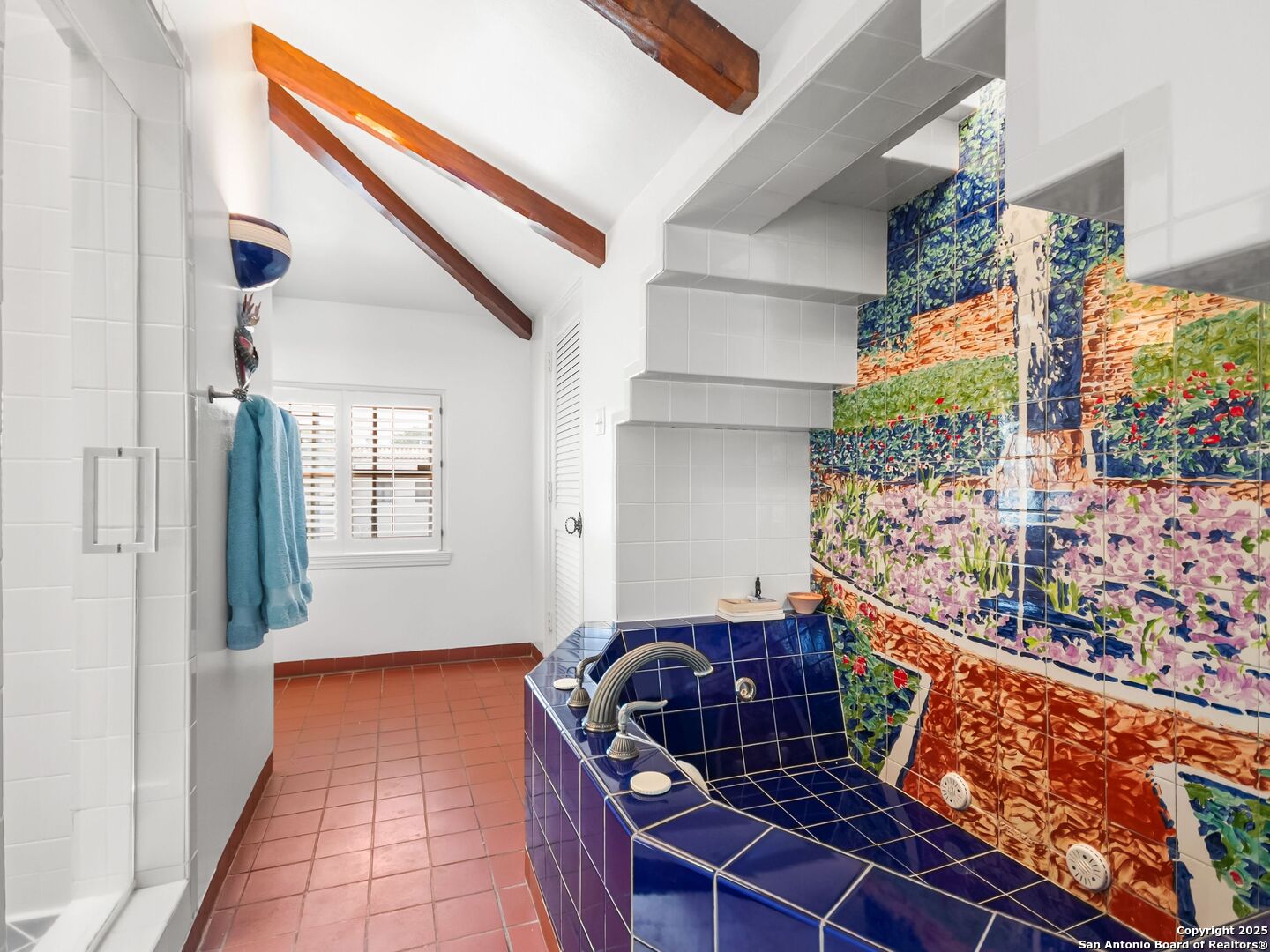 main property photo 49