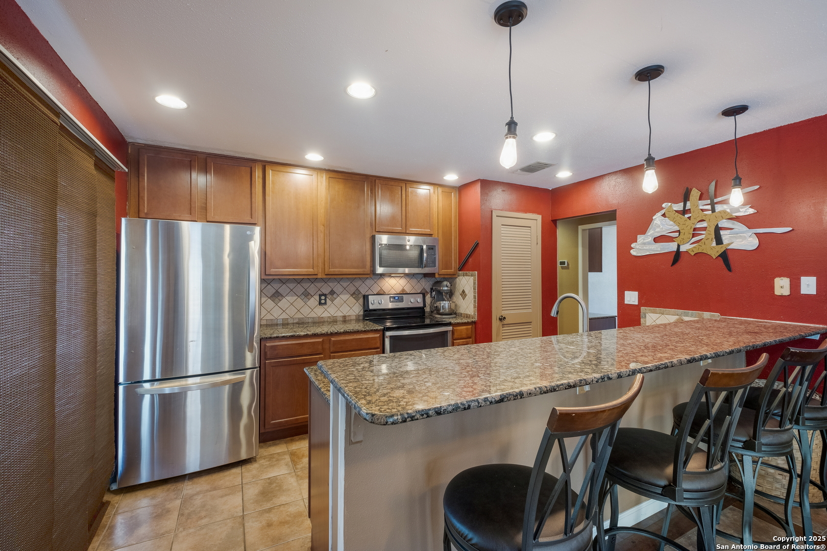 property viewer photo 9