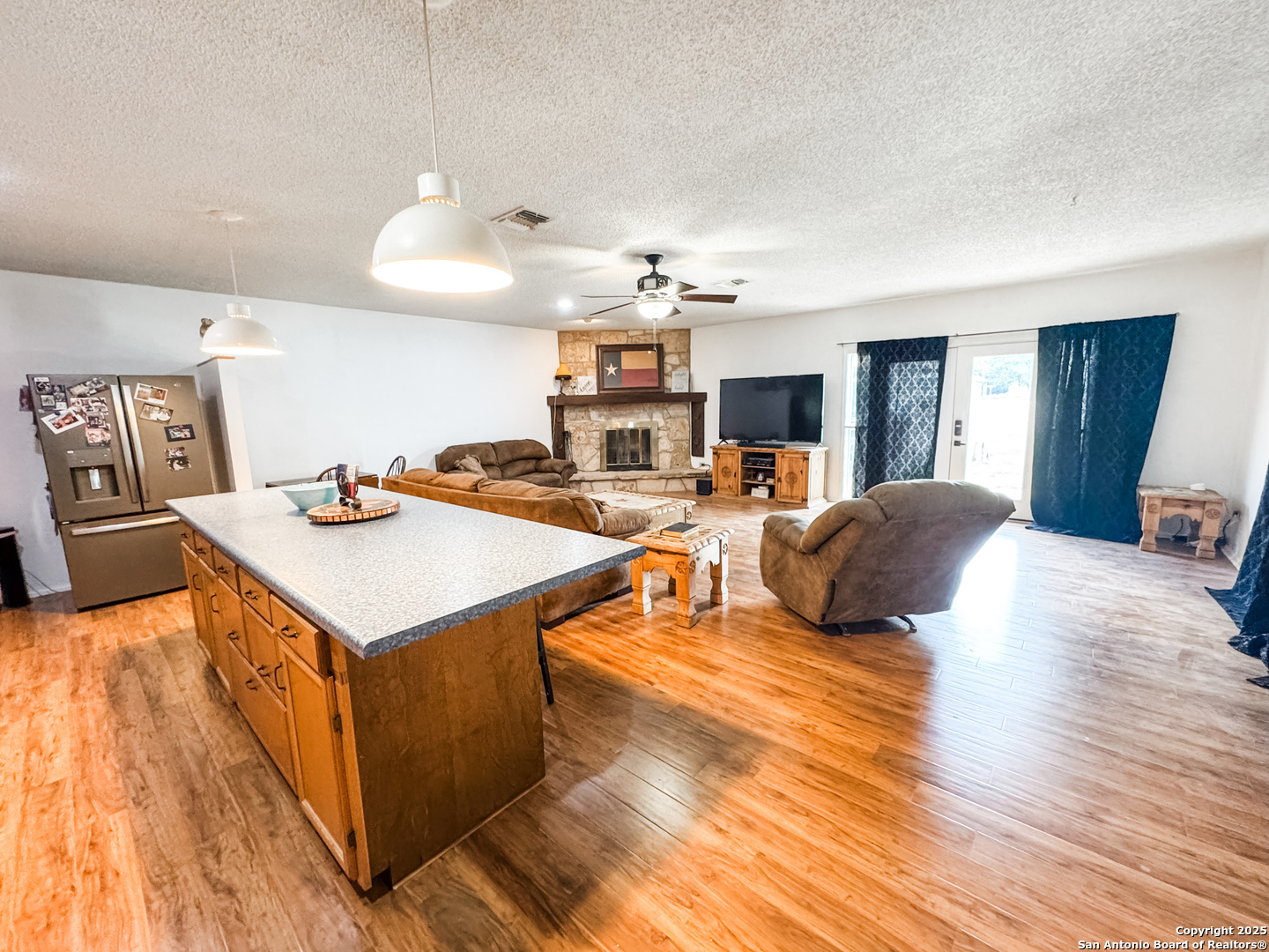 main property photo 6