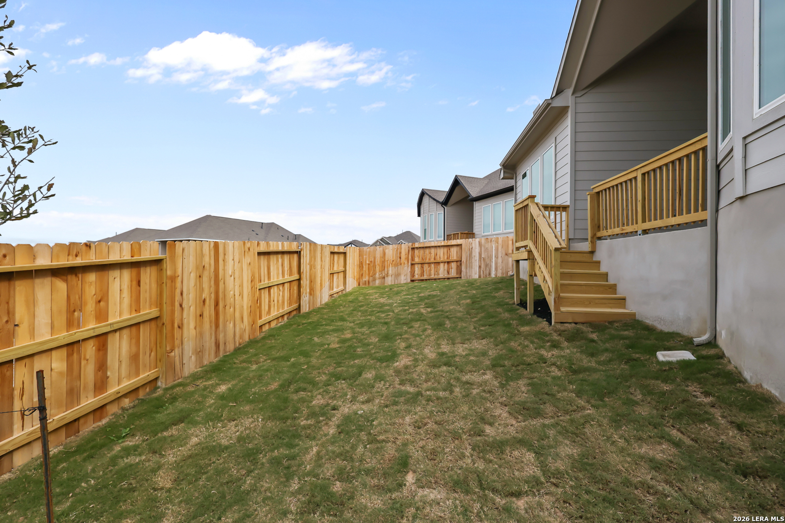 main property photo 26