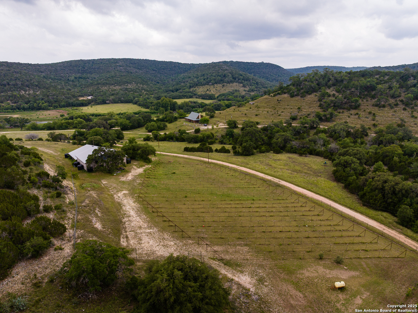 main property photo 14
