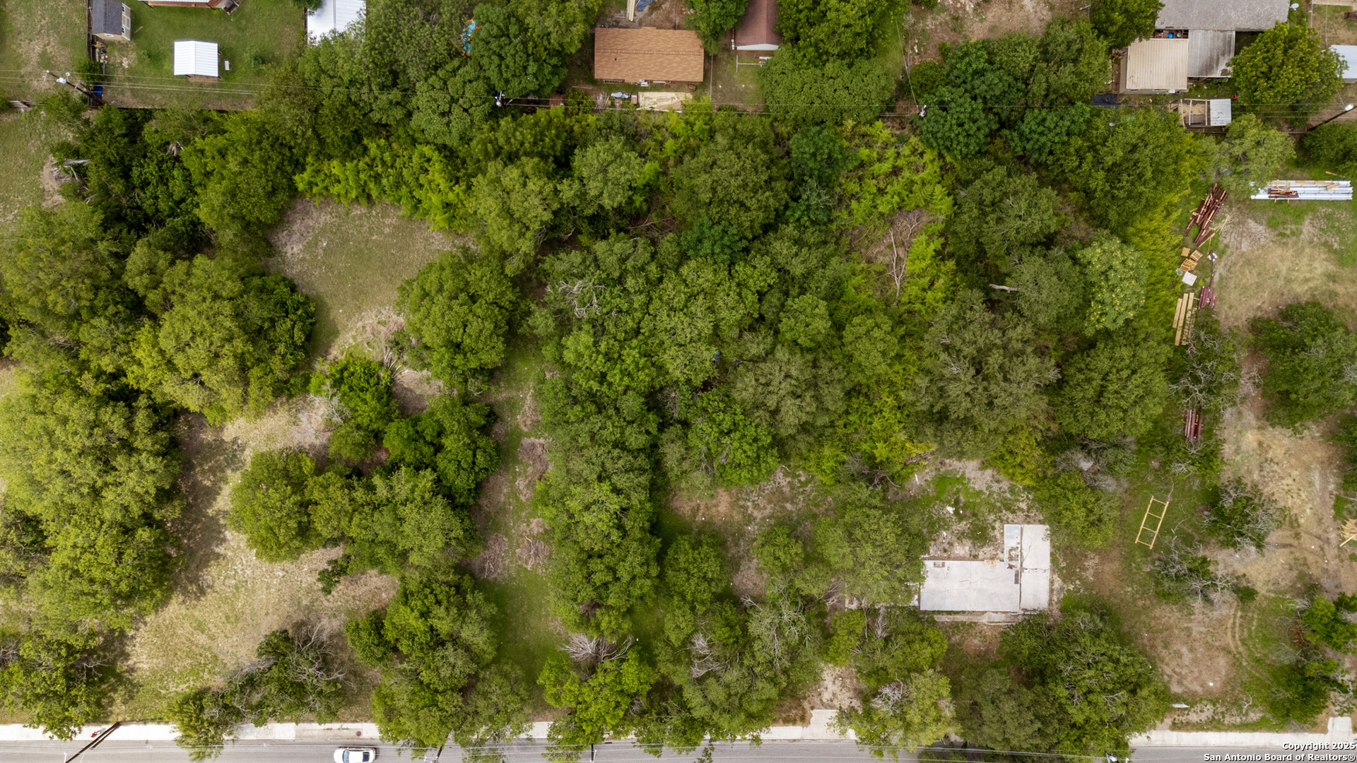 main property photo 17
