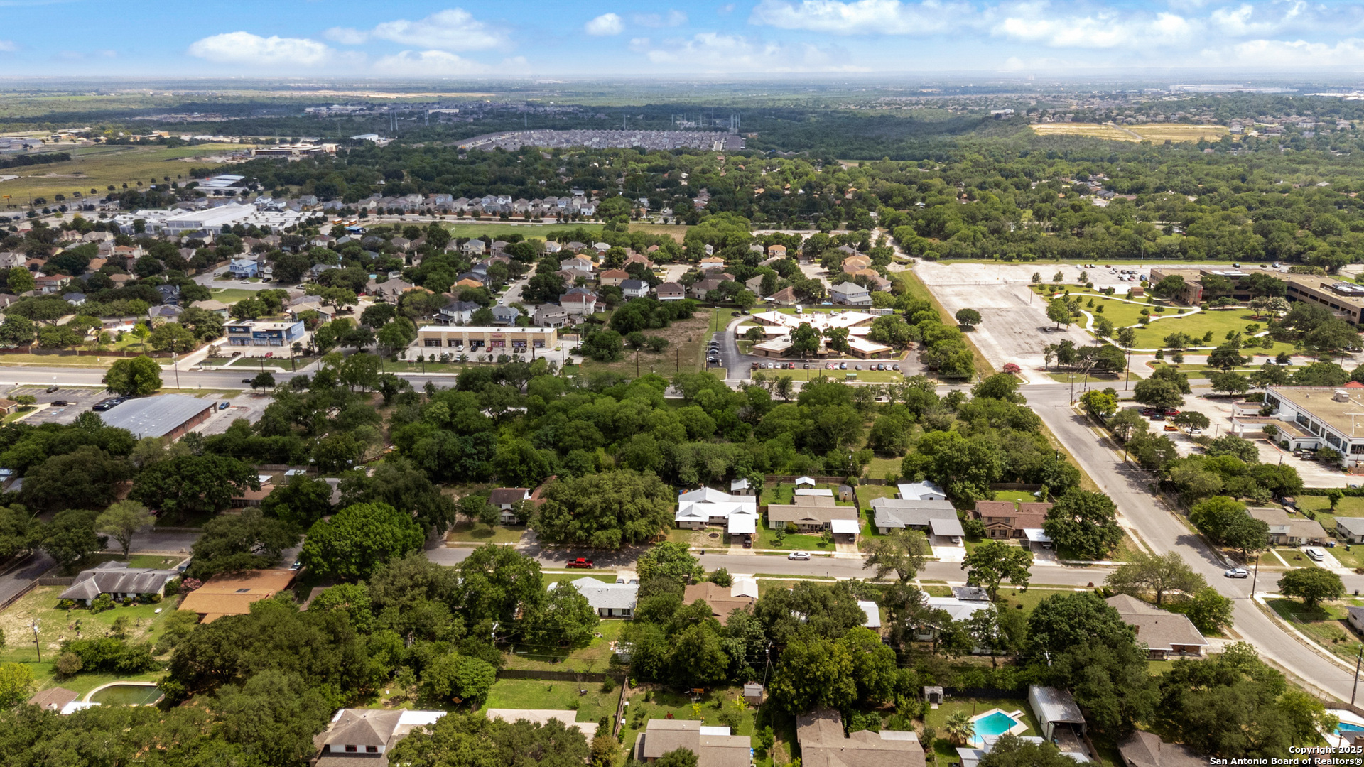 main property photo 9