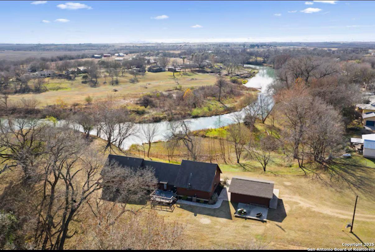 main property photo 10