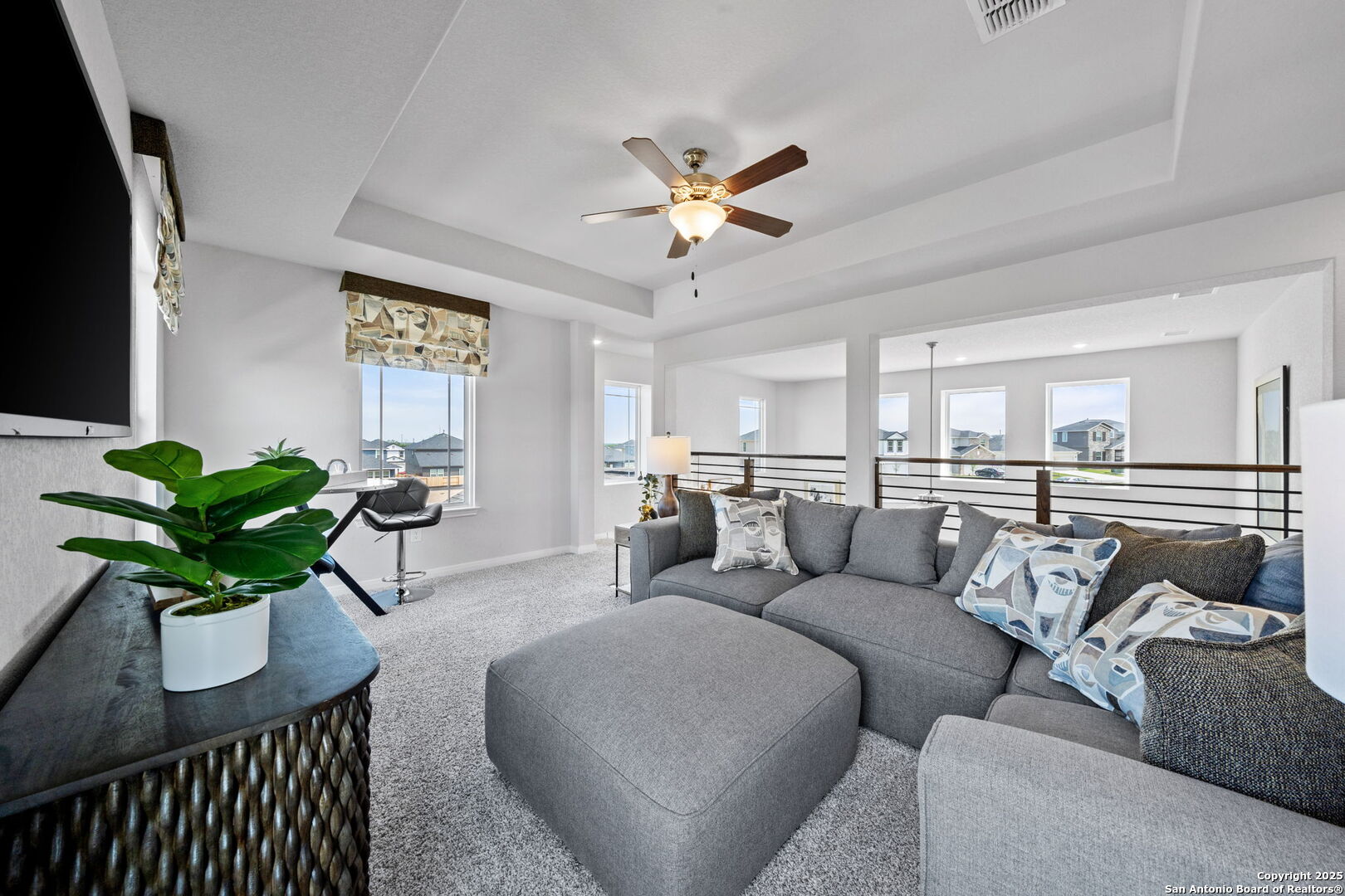 property viewer photo 10