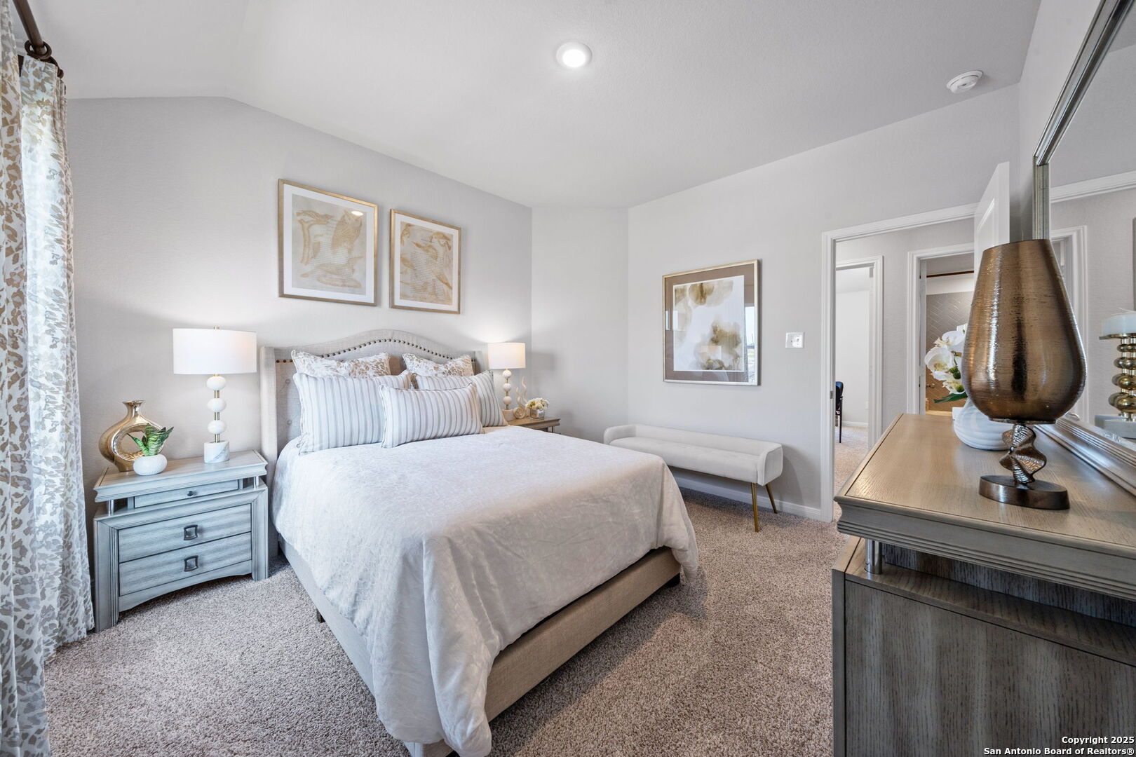 property viewer photo 13