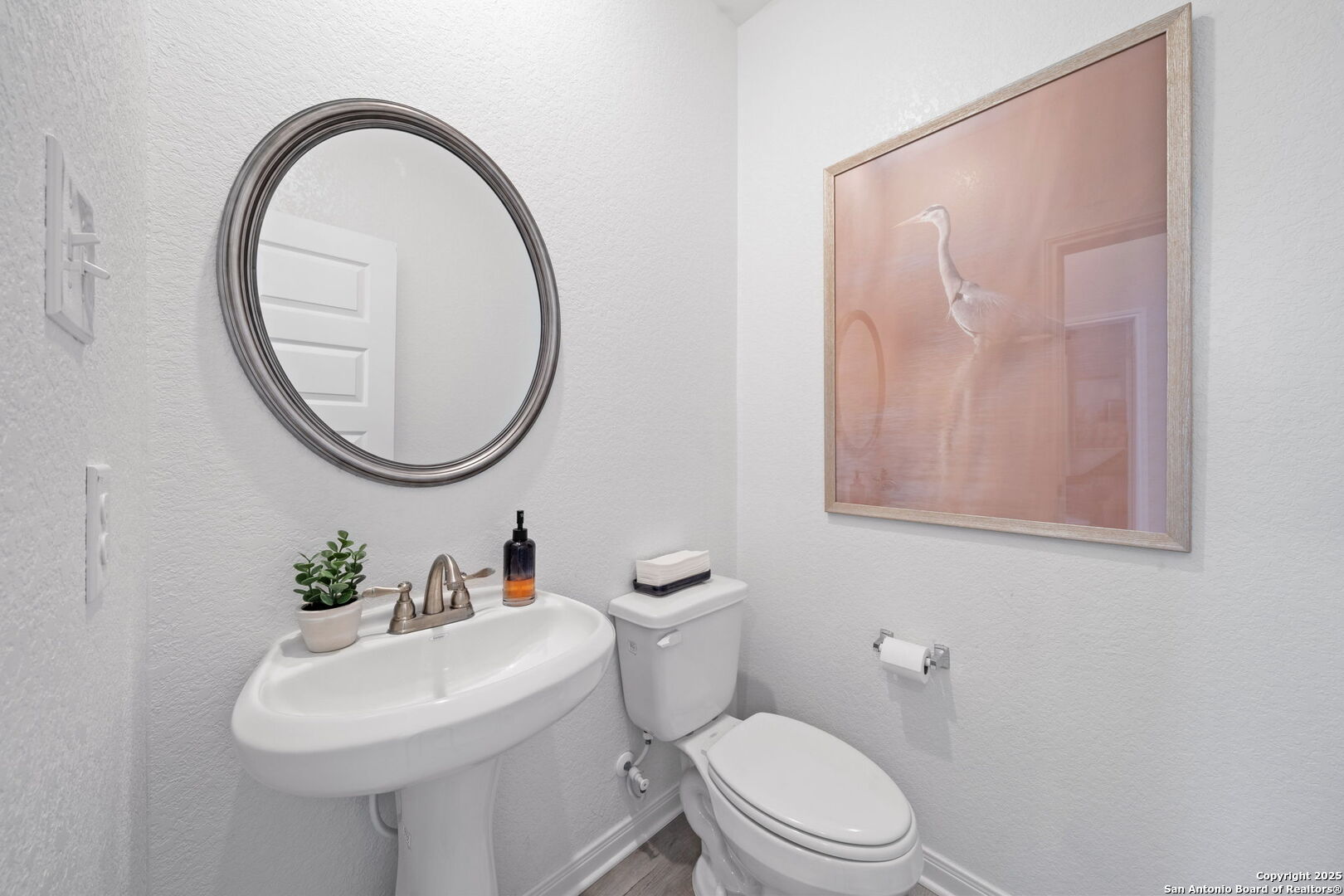 property viewer photo 7