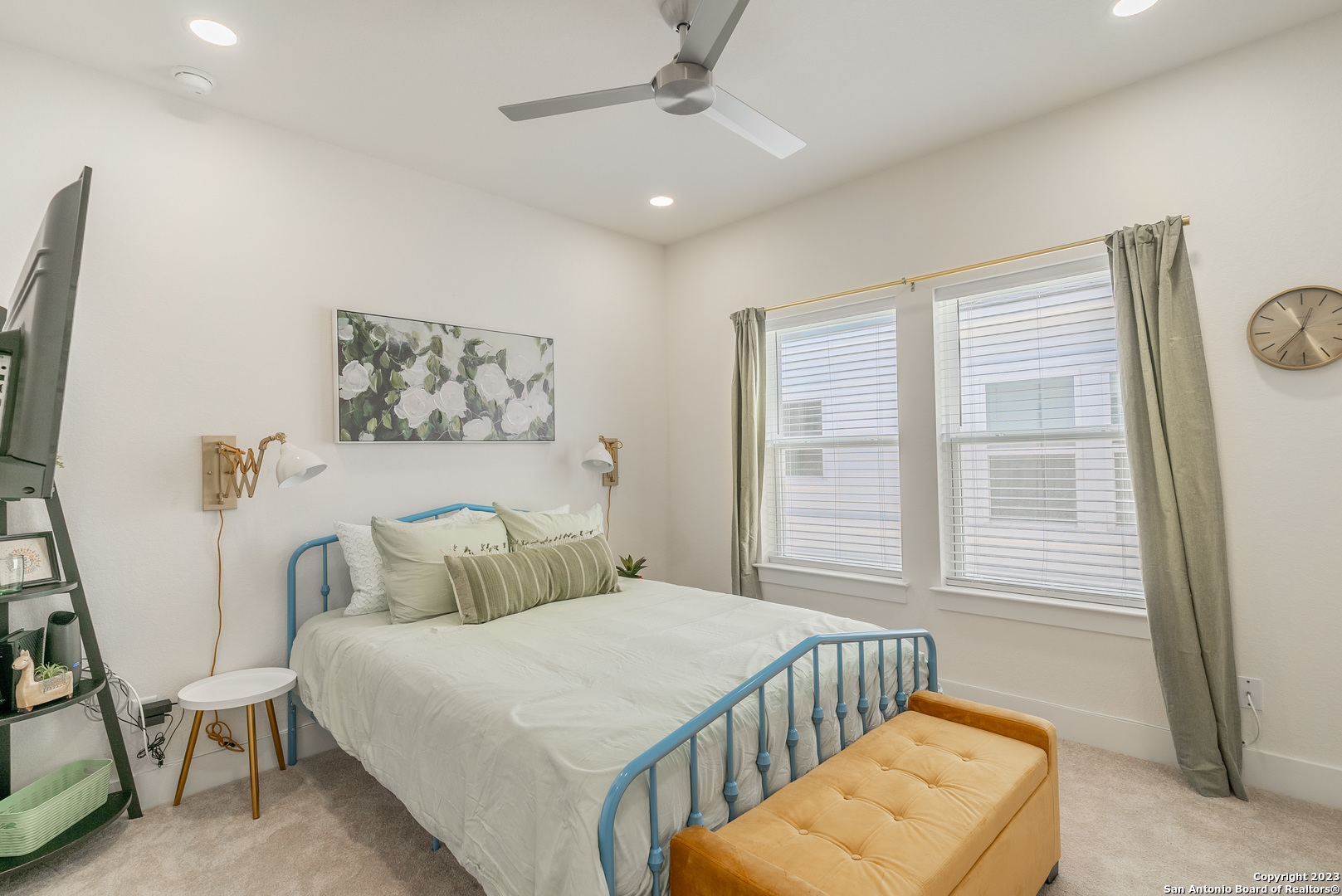 property viewer photo 28