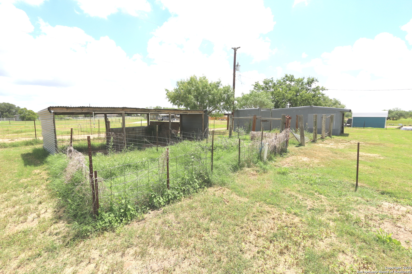 main property photo 34