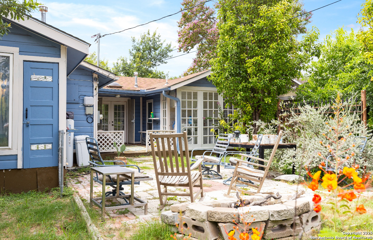 main property photo 11