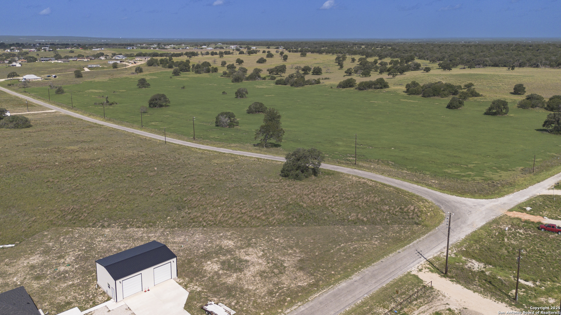 main property photo 4
