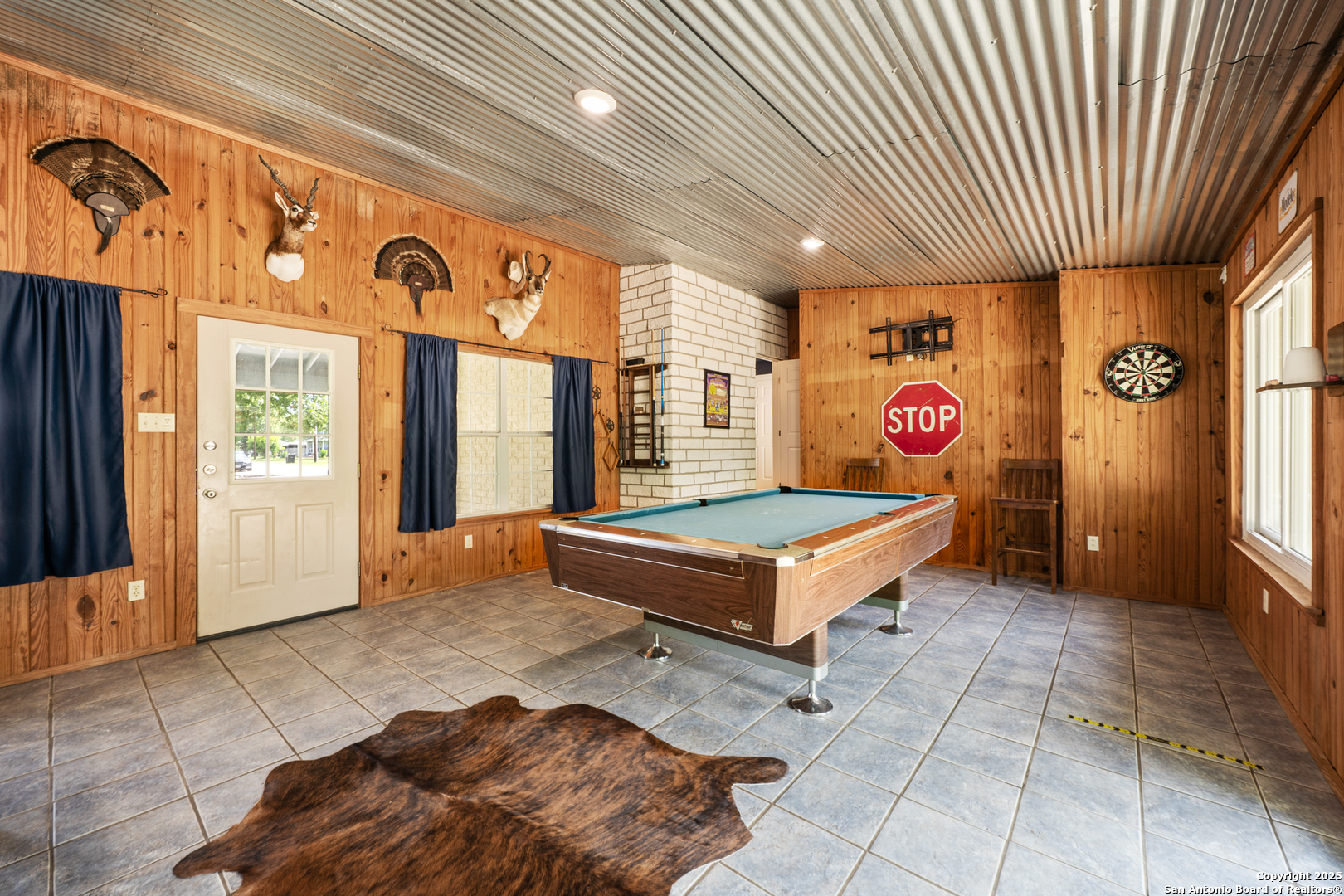 main property photo 29