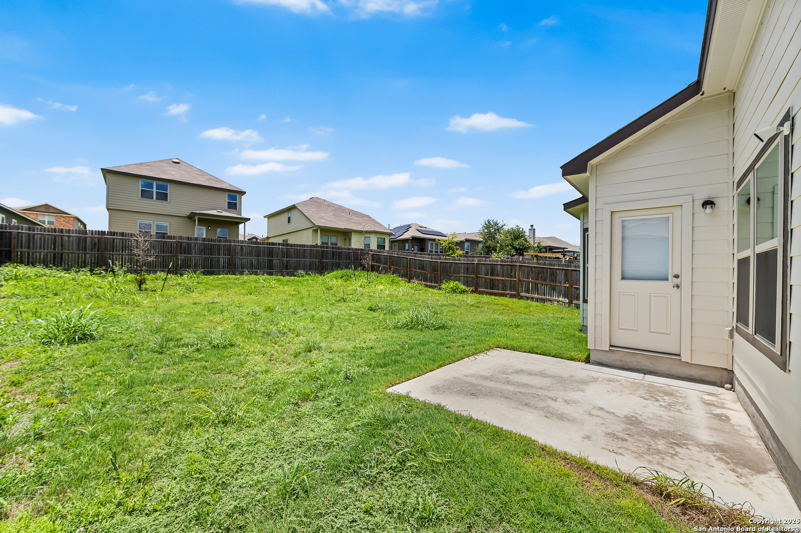 main property photo 15