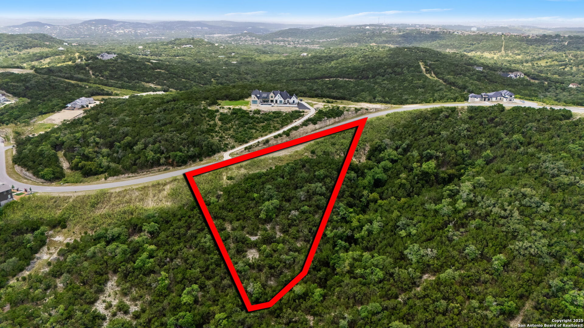 main property photo 5