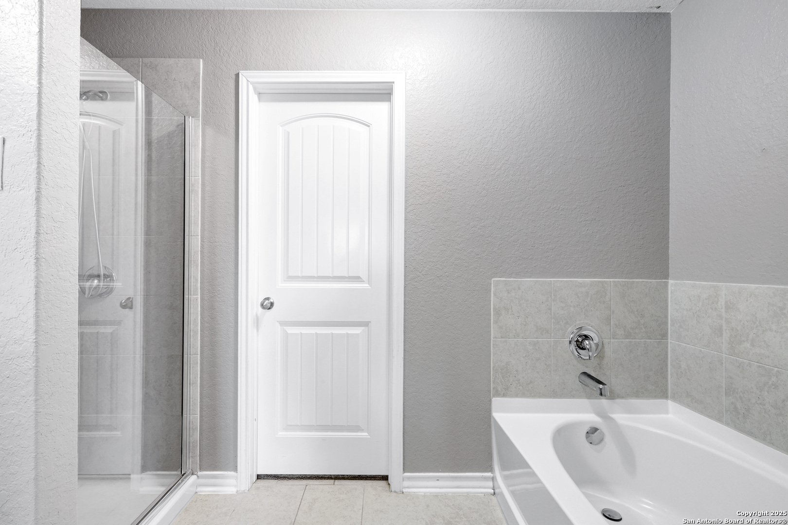 property viewer photo 21