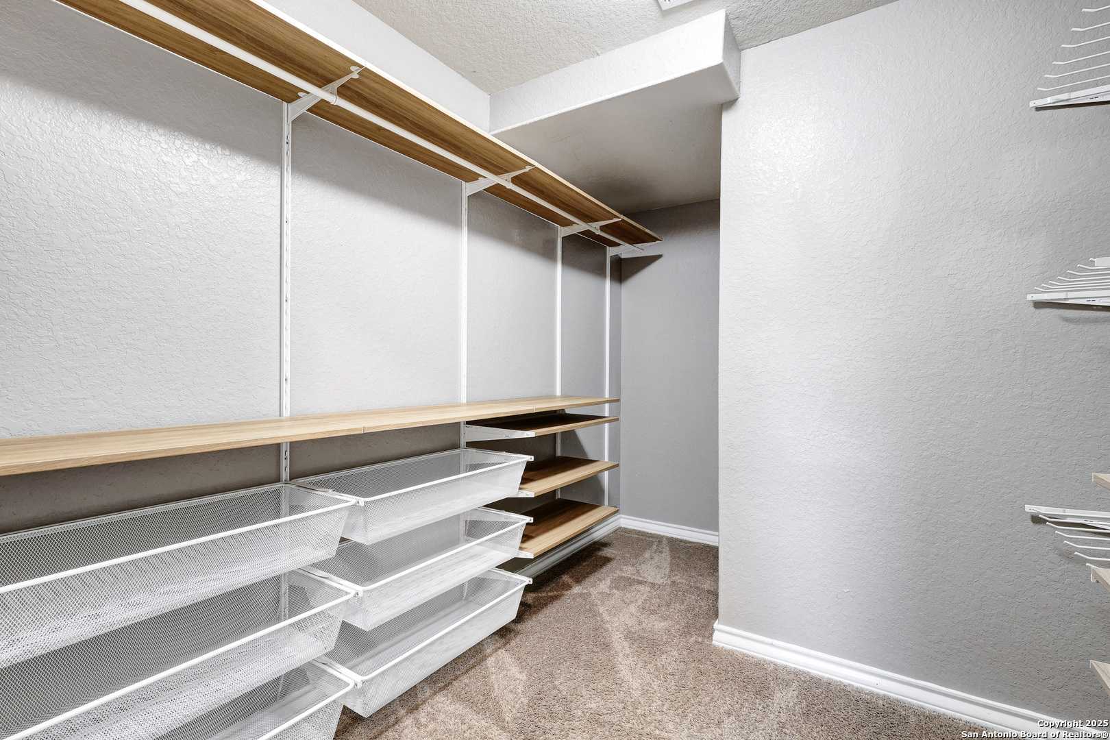 property viewer photo 22