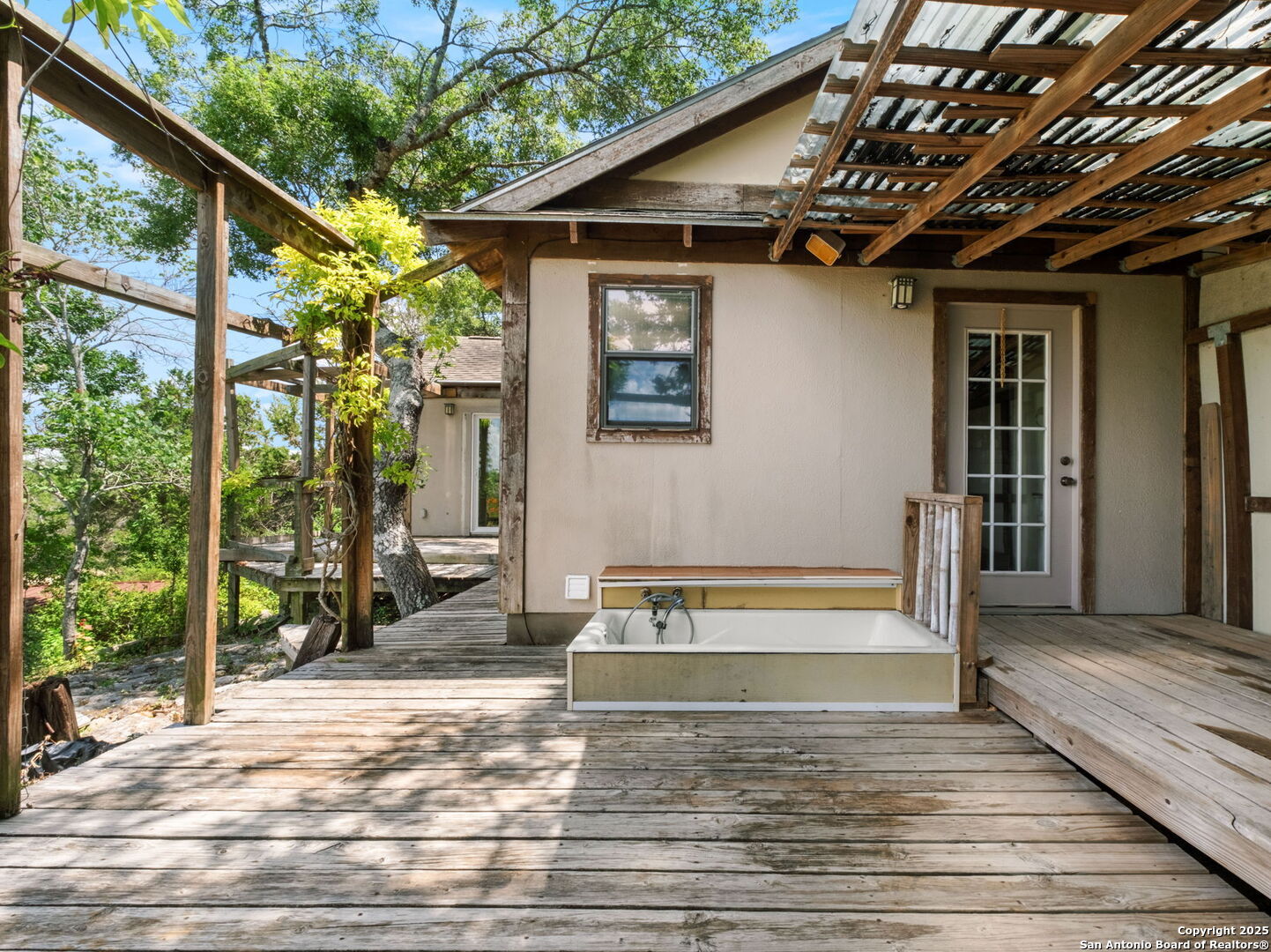main property photo 39