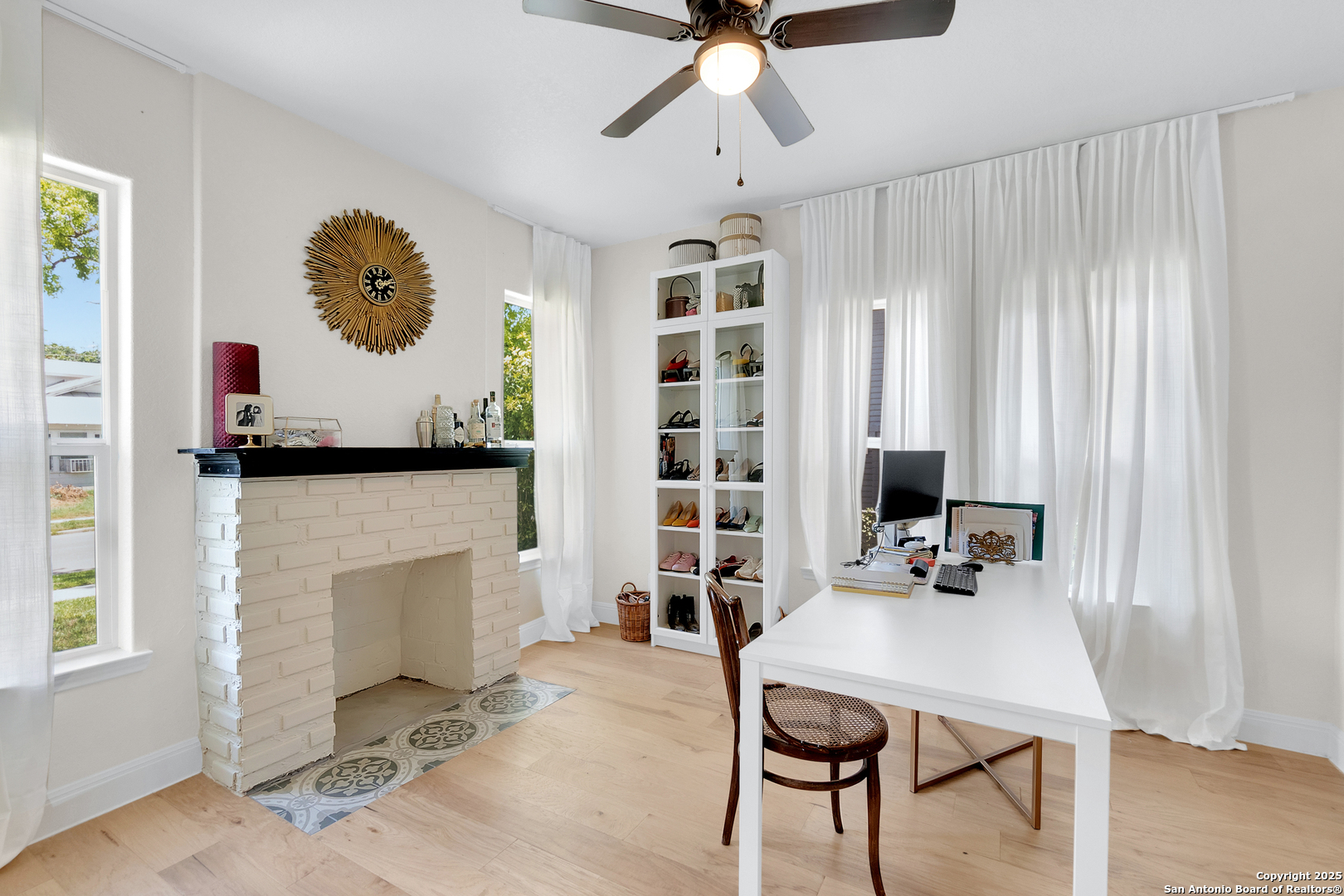 property viewer photo 14