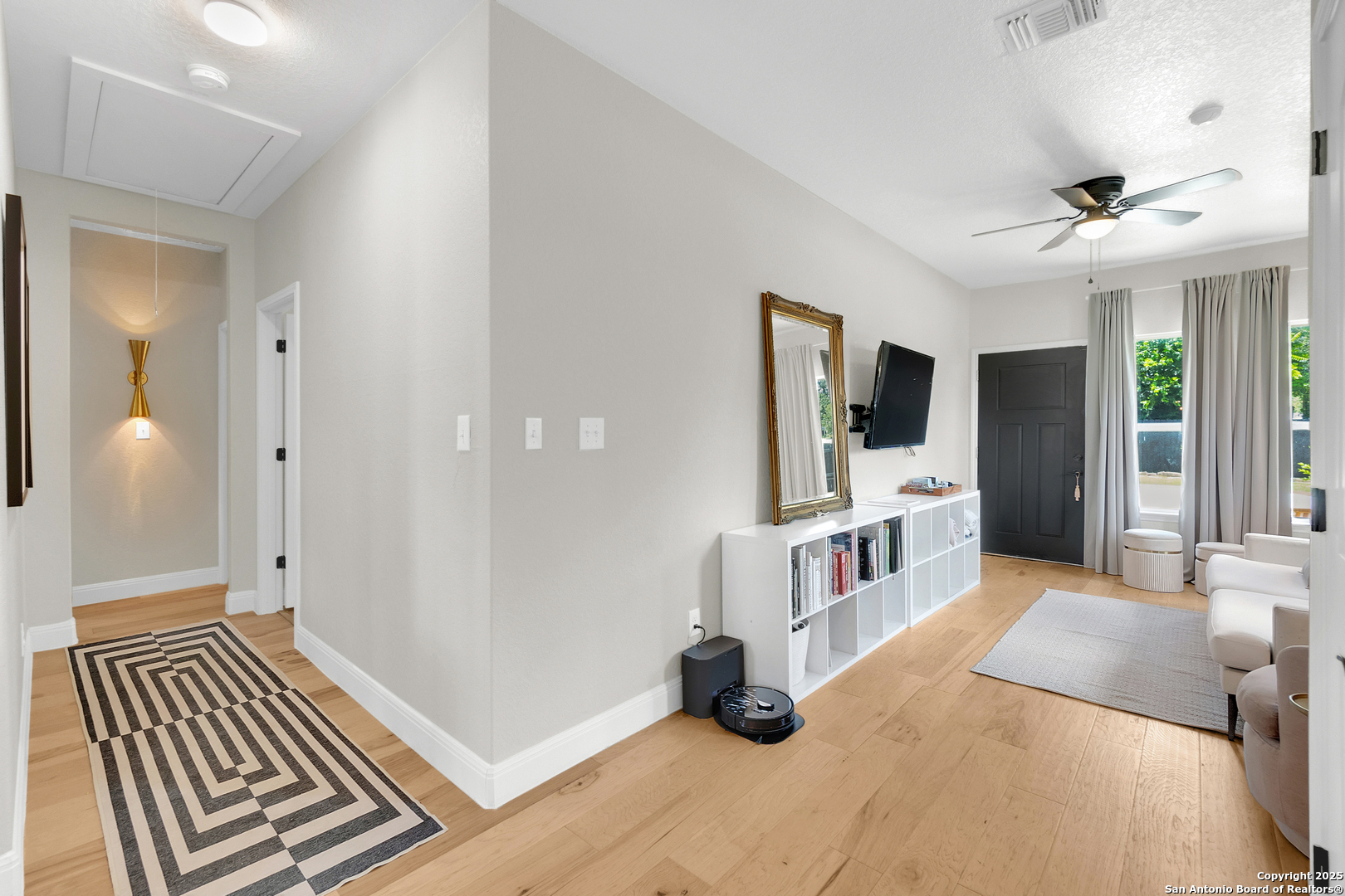 property viewer photo 8