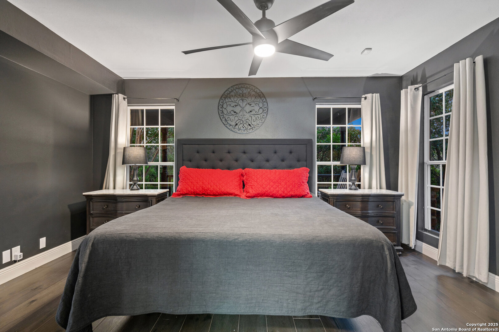 property viewer photo 18