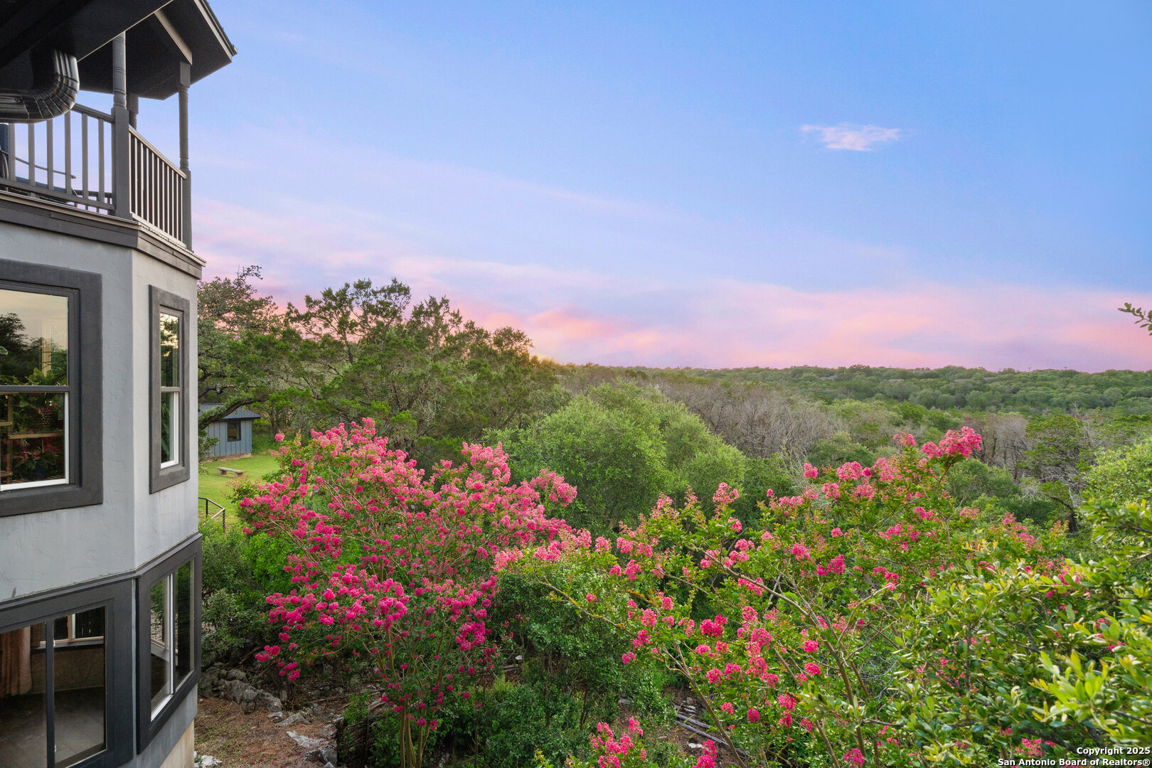 property viewer photo 26