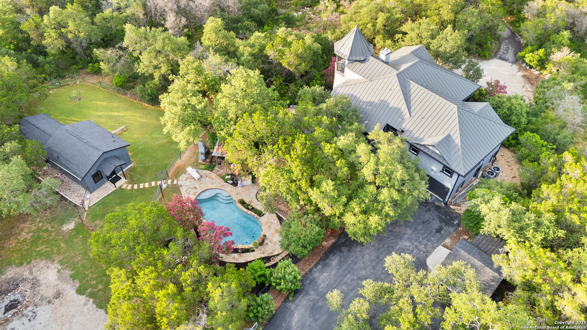 property viewer photo 39
