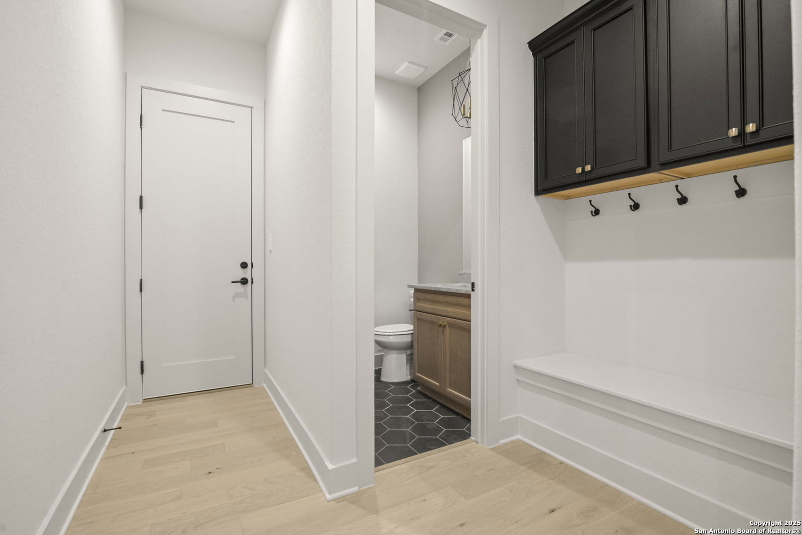 property viewer photo 24