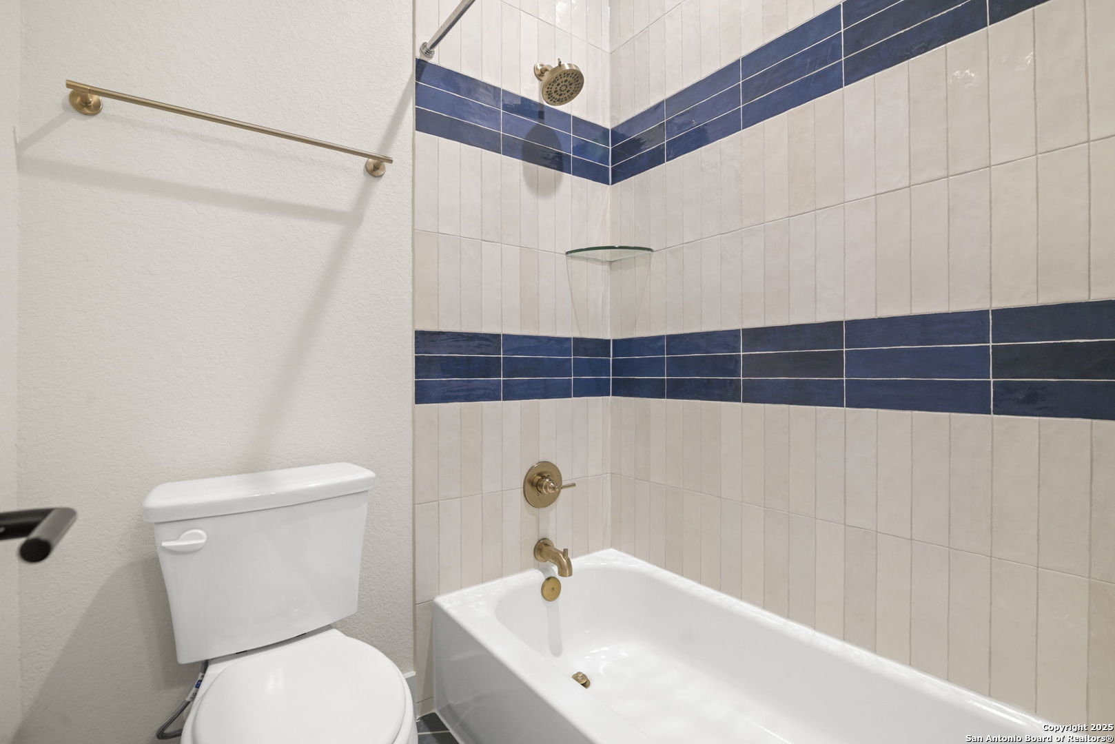 property viewer photo 5