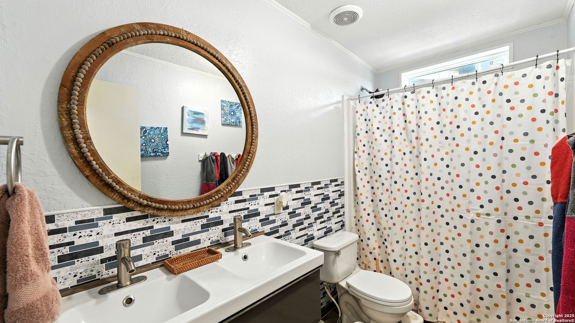 property viewer photo 24