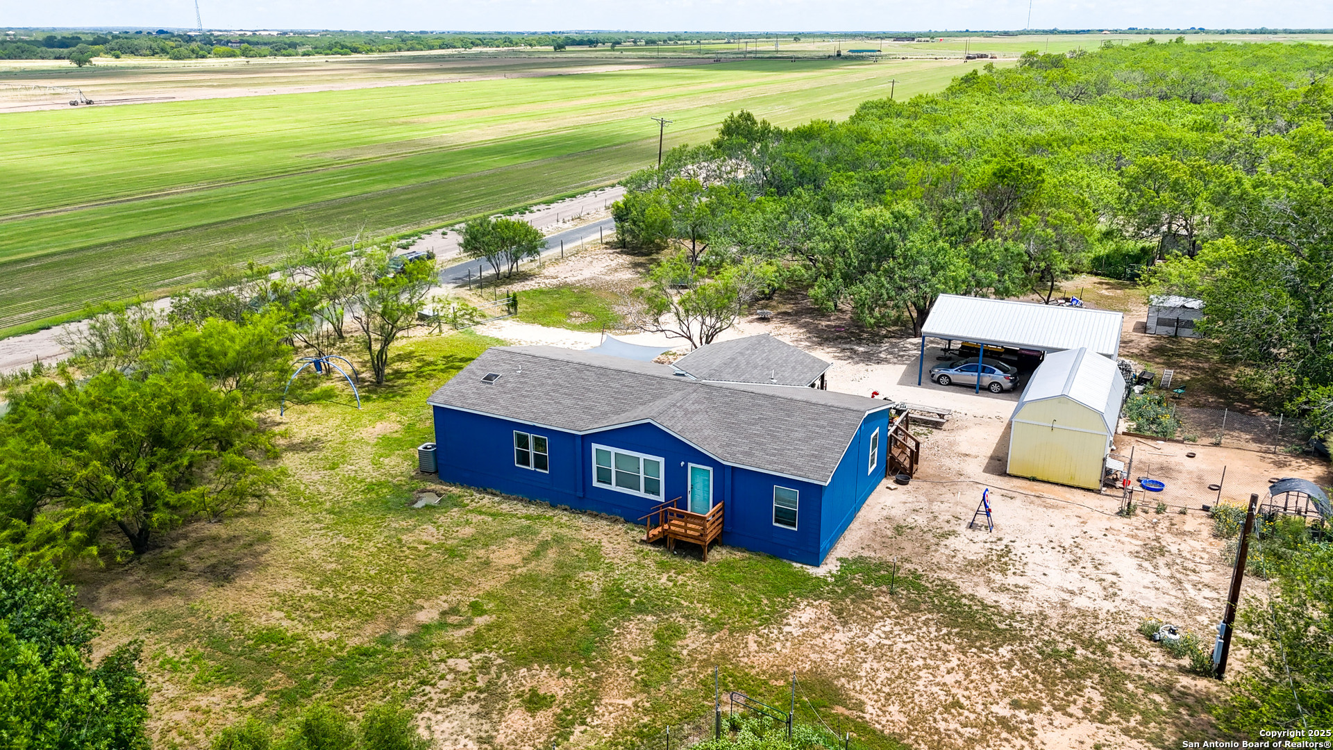 property viewer photo 25