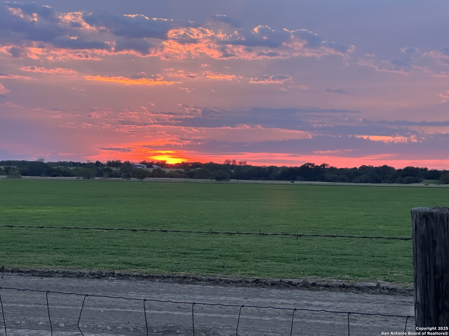 property viewer photo 33