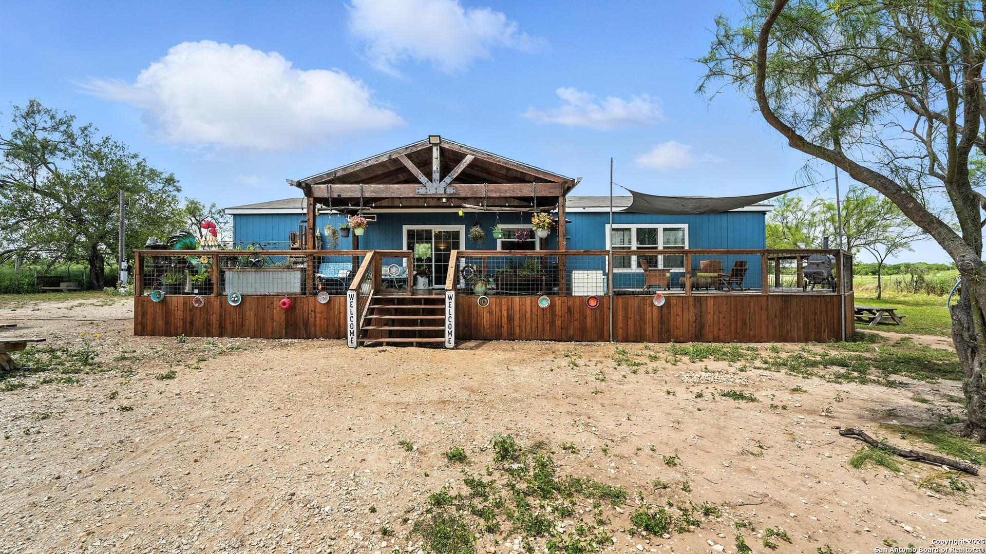 property viewer photo 6