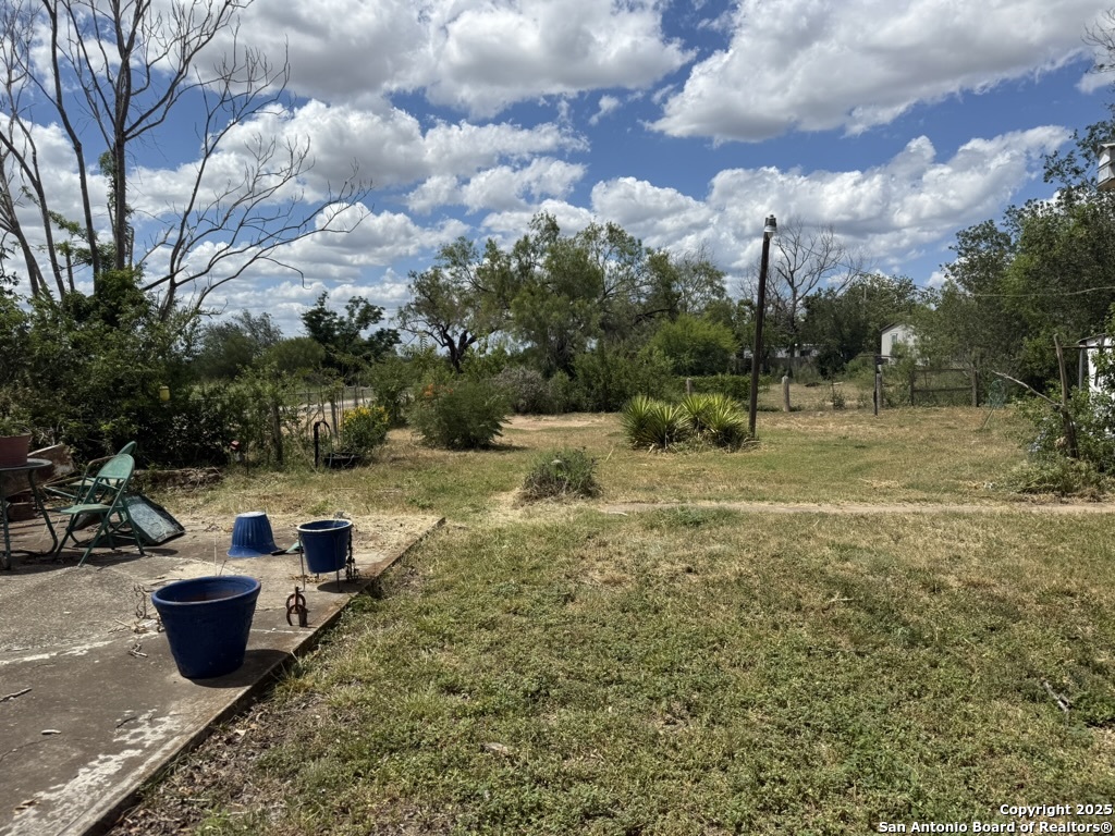main property photo 3