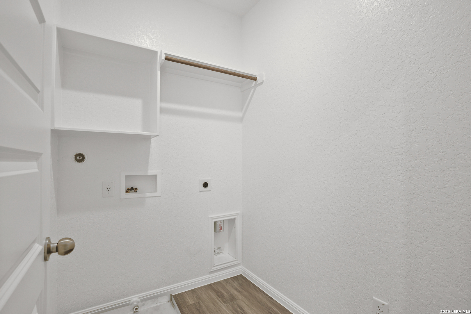 property viewer photo 10