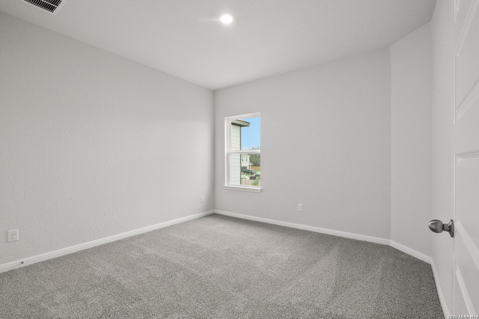 property viewer photo 12