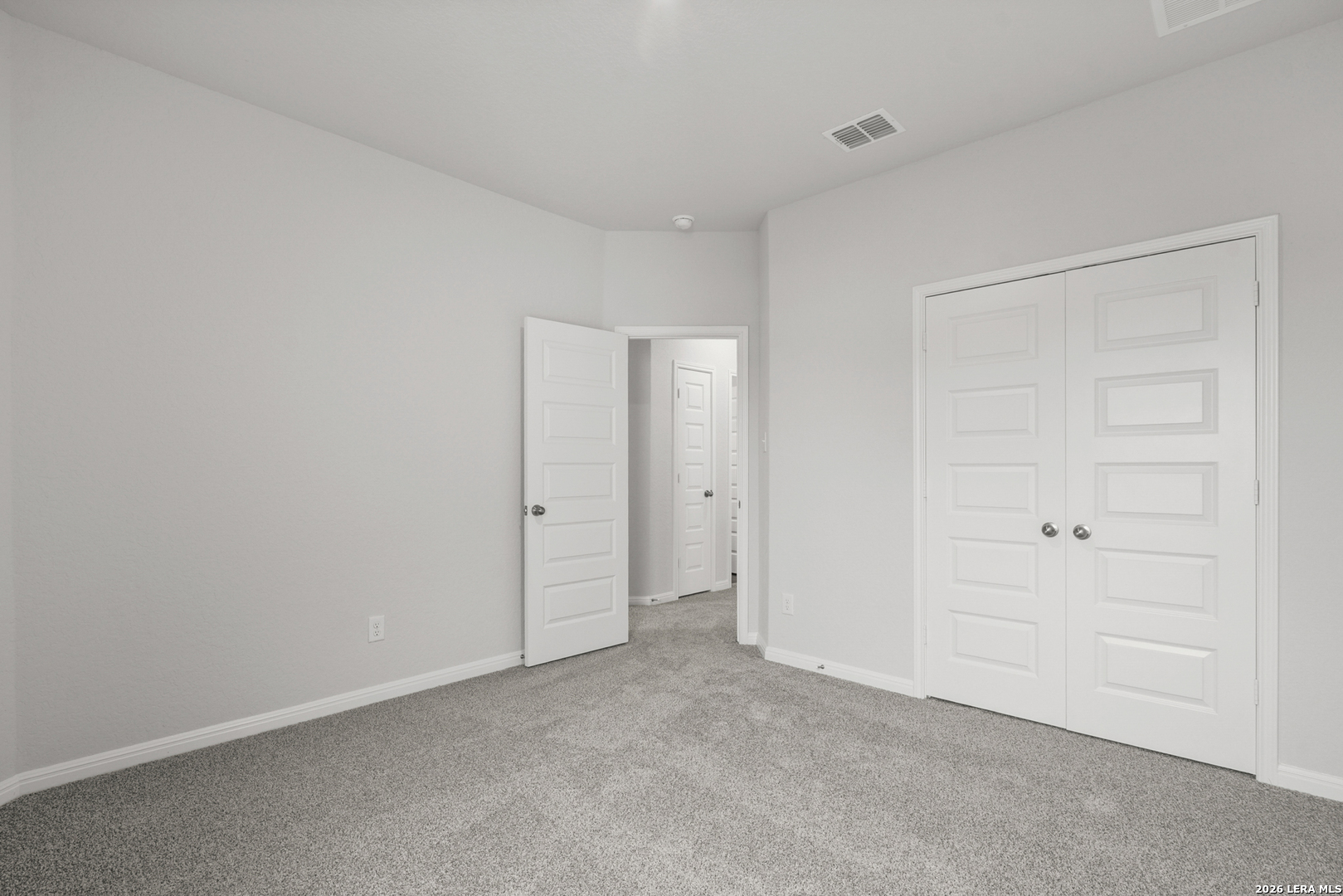 property viewer photo 14