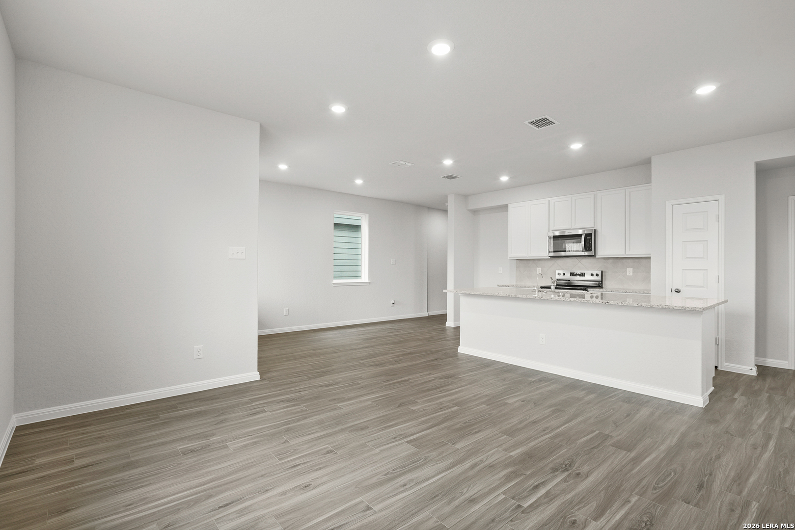 property viewer photo 2