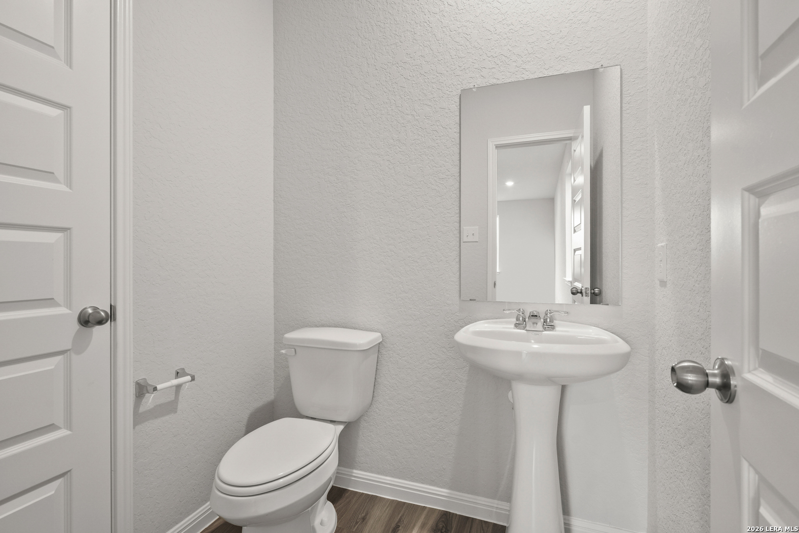 property viewer photo 9