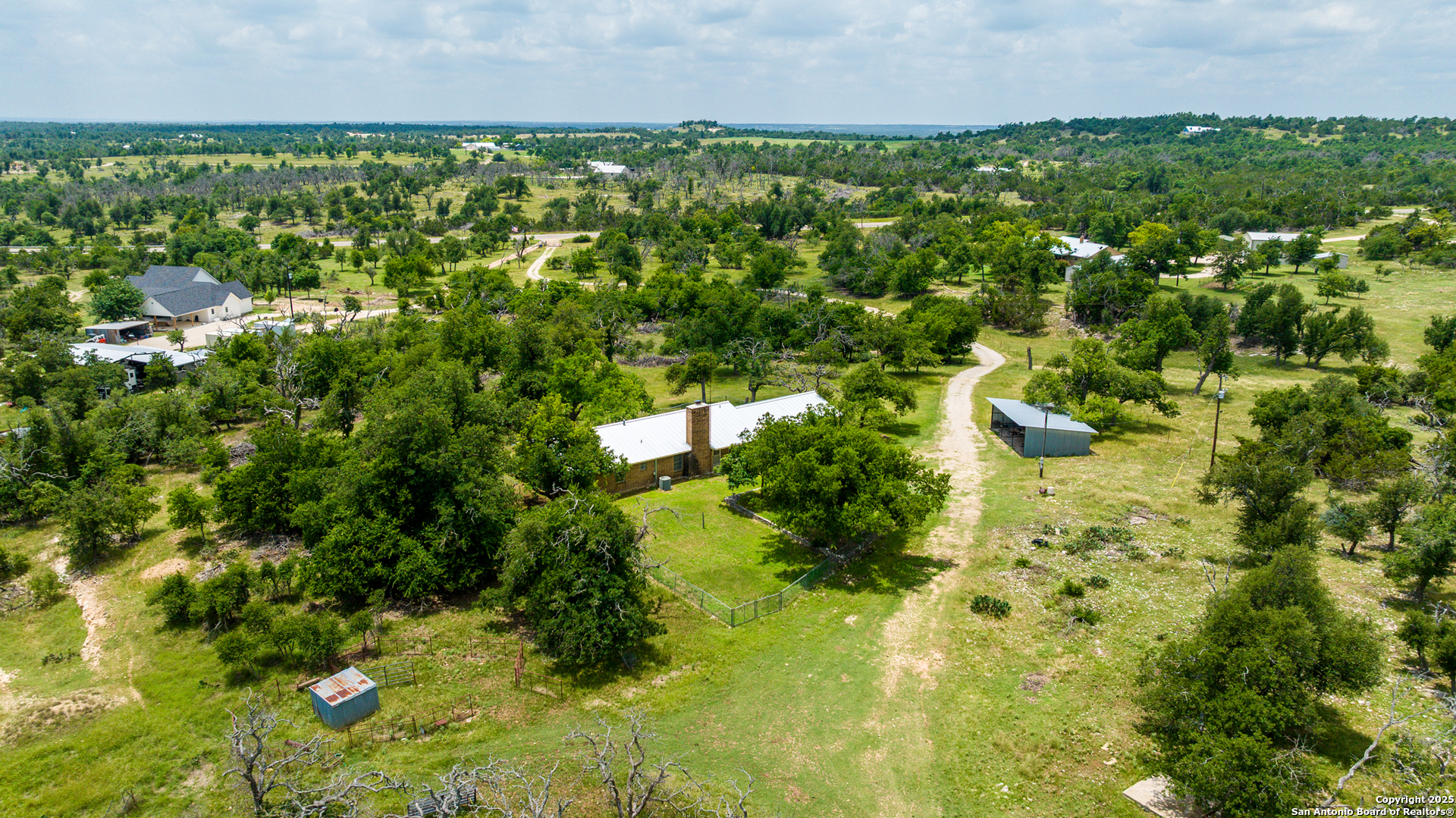 main property photo 2